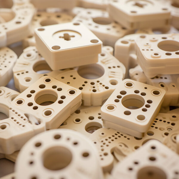 Guia de moldagem por injeção de PEEK