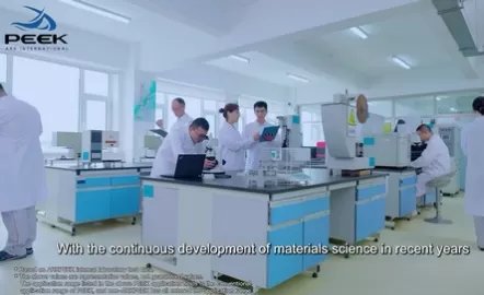 PEEK em aplicações médicas