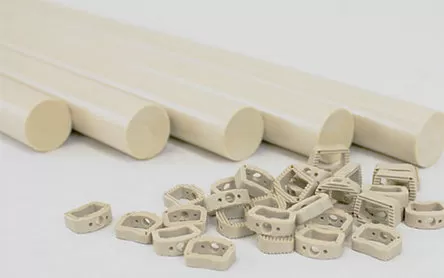 Plástico PEEK: propriedades, aplicações e vantagens